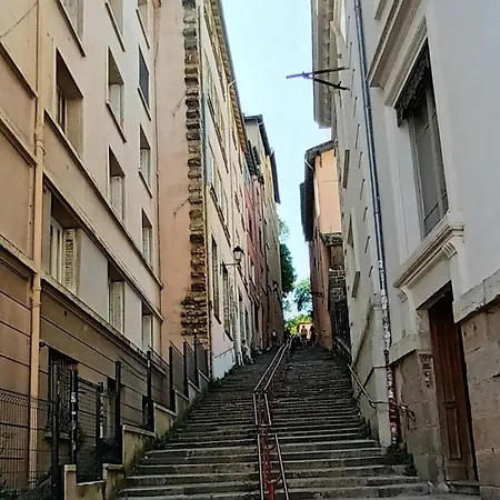 Chez Juliette Au Coeur Du Vieux-lyon *