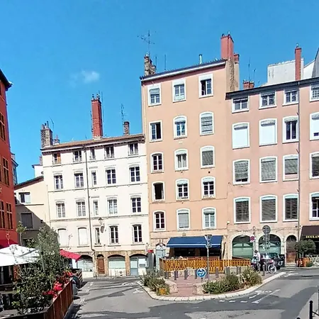 Apartment Chez Juliette Au Coeur Du Vieux-lyon *