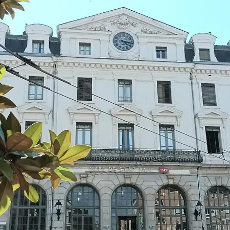 Chez Juliette Au Coeur Du Vieux-lyon * Lyon